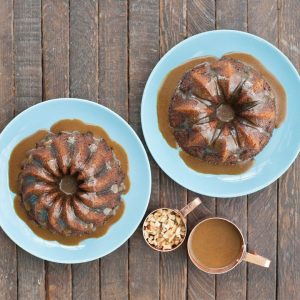 Bundt Pan: Nordic Ware Duet, Graphite