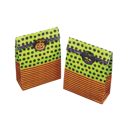 Treat Bags: 8 x Spookily Does It Paper Treat Bags with Label
