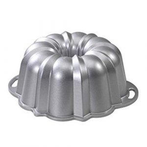 Bundt Pan: Nordic Ware Anniversary 10 cups 2.4L, Silver