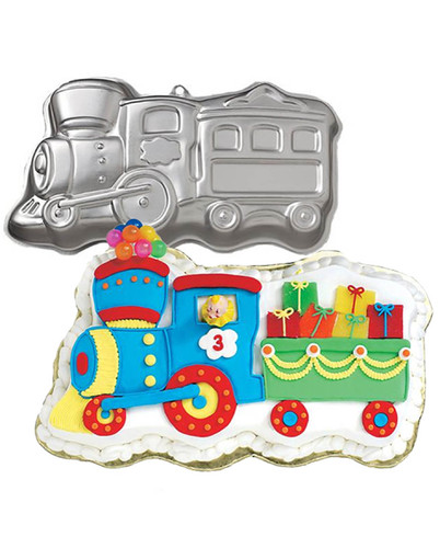 Wilton 3D ChooChoo Train Cake Tin Damaged  Thomas the Tank Engine   Boys Birthday Party Supplies  Discount Party Supplies