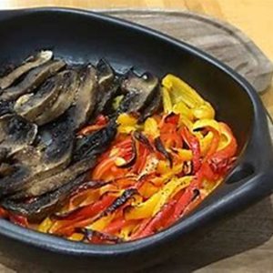 Roasting Dish: 33cm x 27cm Tierra Negra Roasting Dish, Fired Clay