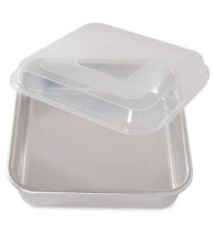 Bake & Take Tin: Nordic Ware 23cm Square Cake Tin with Lid