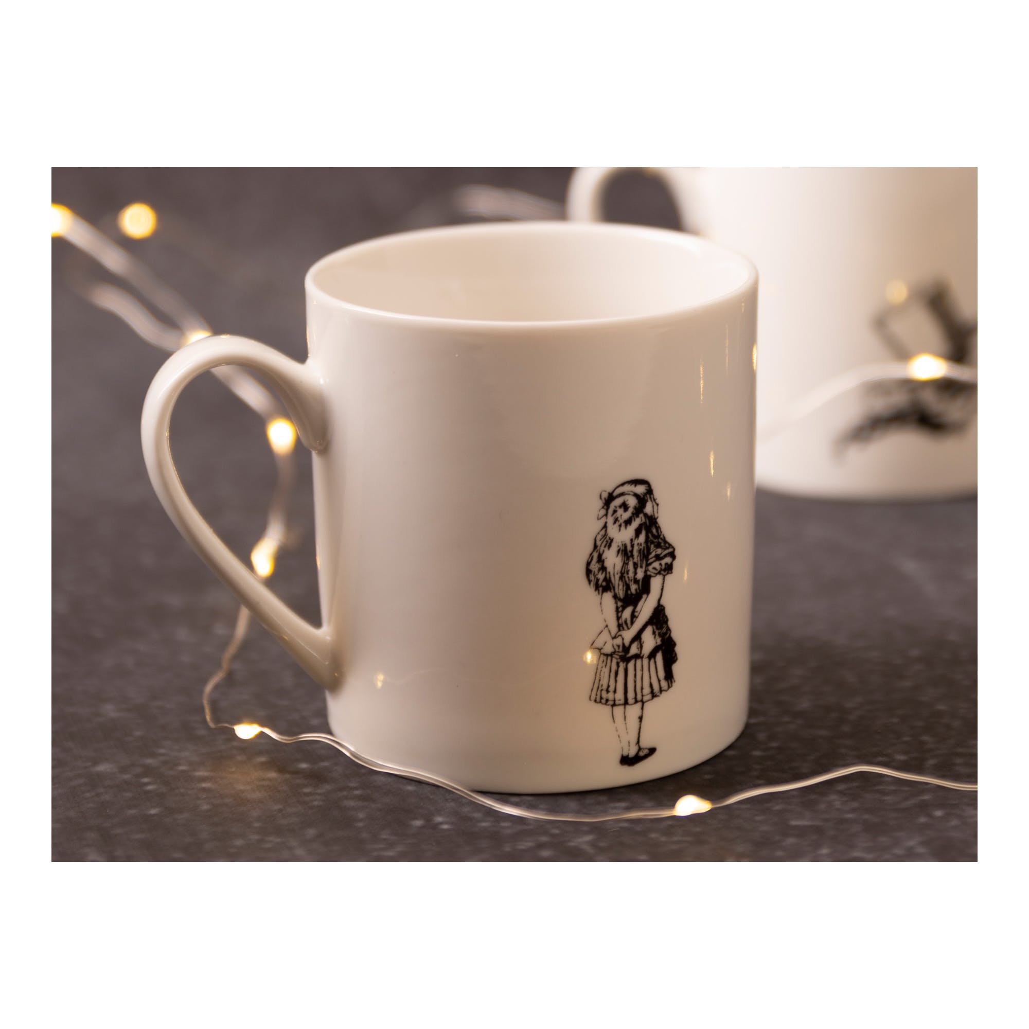 Mug: 1 x 350ml Victoria and Albert Alice in Wonderland Alice Mug, Ceramic - Image 6