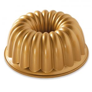 Bundt Pan: Nordic Ware Elegant Party, Gold
