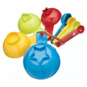 Childs Measuring Cups: 8 Piece Measuring Cup and Spoon Set