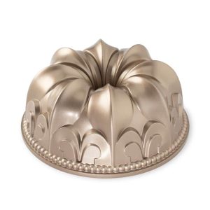 Bundt Pan: Nordic Ware Fleur de Lis 10 cups 2.4L, Toffee