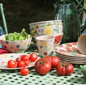 Tableware for Outdoor Use