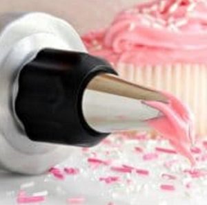 Piping Nozzles, Bags, Couplers and Icing Sets