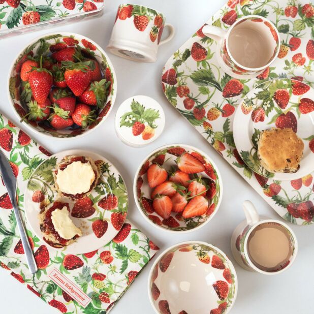 French Bowl: 13.5cm Emma Bridgewater Strawberries French Bowl, Ceramic - Image 7