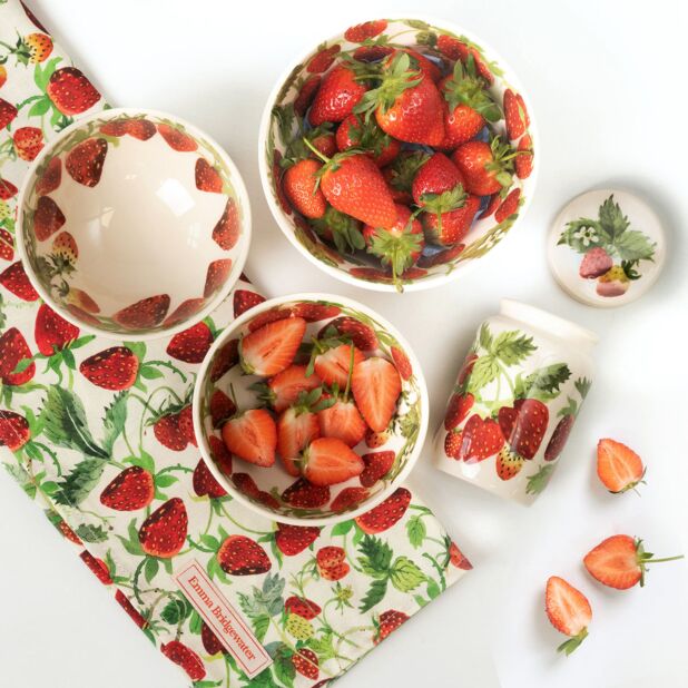 French Bowl: 13.5cm Emma Bridgewater Strawberries French Bowl, Ceramic - Image 8
