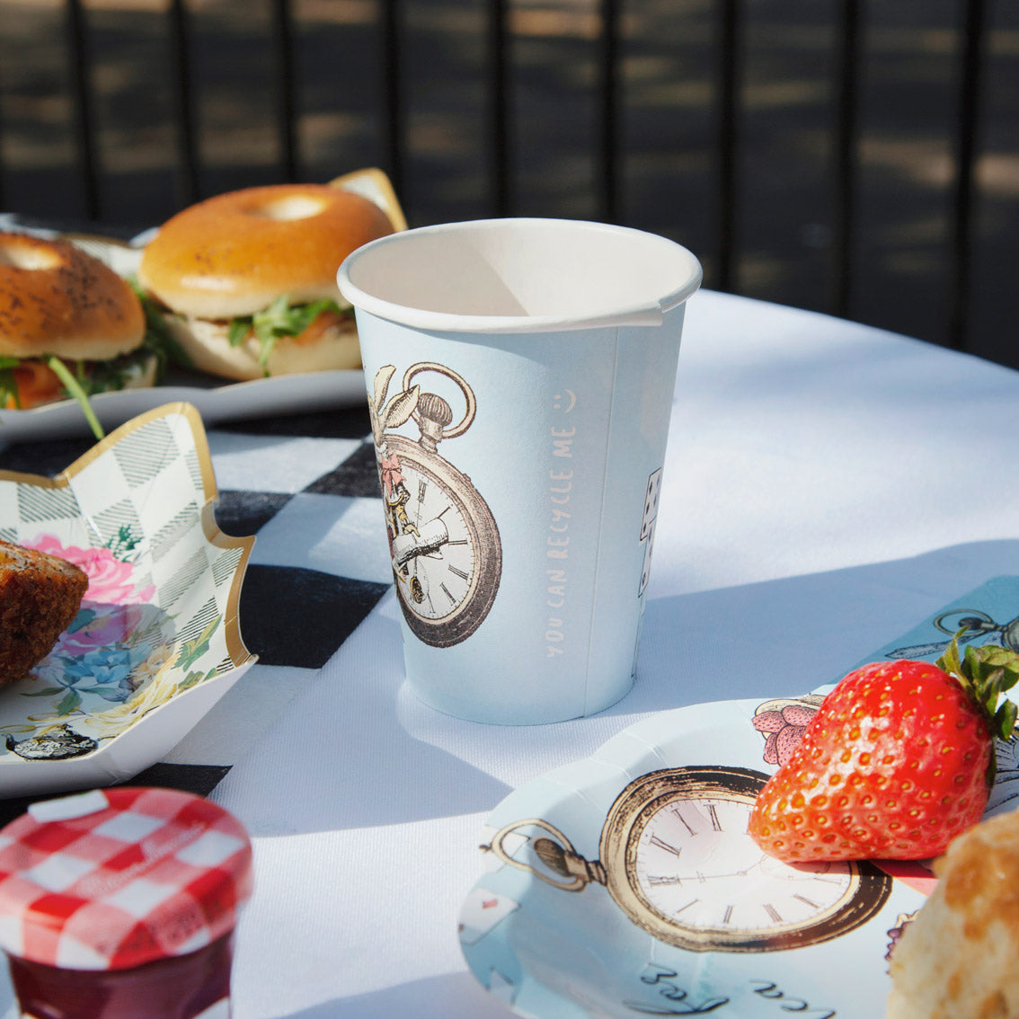 Paper Cups: 8 x Alice in Wonderland Blue Cups - Image 7