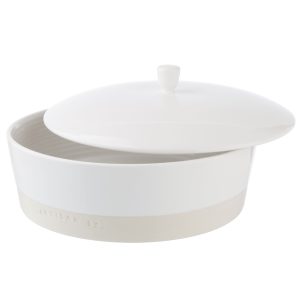 Casserole: 2.5 Litre Artisan Street White Shallow Lidded Dish, Stoneware