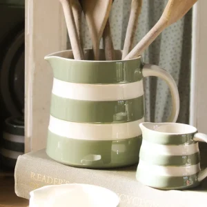 Jug: 0.84 Litre Cornishware Willow Green Dreadnought Jug, Ceramic