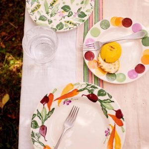 Dinner Plate: 1 x 26cm Emma Bridgewater Carrots and Beets Plate, Ceramic
