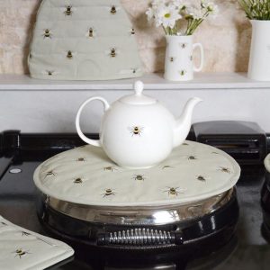 Tea Pot: 2 Cup Sophie Allport Bees Teapot, Fine Bone China