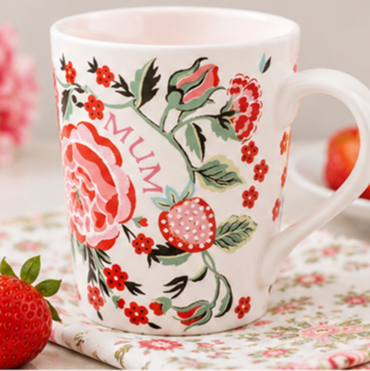 Mug: 1 x Cath Kidston Strawberry Garden Red 'Amazing Mum' Stanley Mug, Ceramic